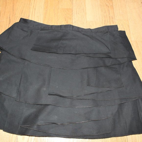 BCBG MAXAZRIA BLACK LAYERED FASHION SKIRT SIZE 12 - Picture 1 of 4